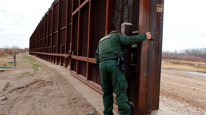 Tomas Bravo / Reuters