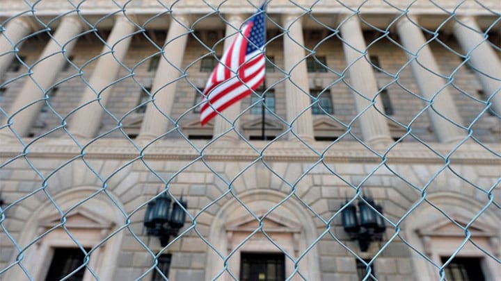 Mike Theiler / Reuters