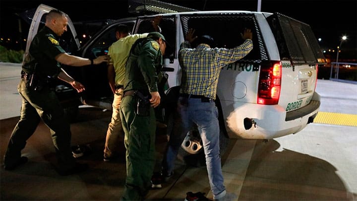 Mike Blake / Reuters