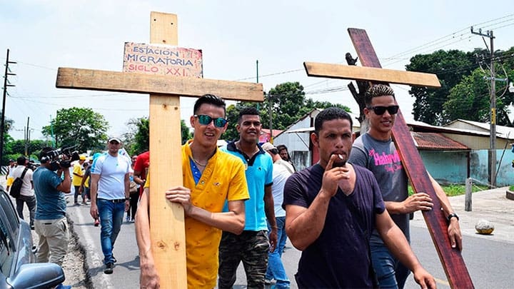 Inmigrantes cubanos y centroamericanos marchan en Tapachula (estado de Chiapas, México) 6.04.2017 / Jose Torres / Reuters