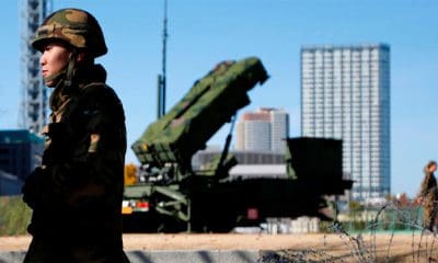 Miembros de las Fuerzas de Autodefensa del Japón en Tokio, 7 de diciembre de 2012. / Issei Kato / Reuters