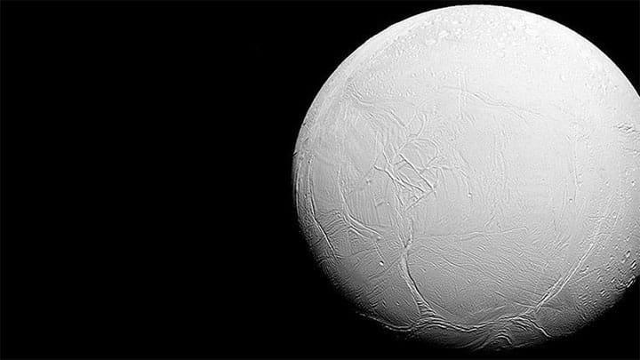 Encélado, la sexta luna más grande de Saturno/ NASA /Reuters