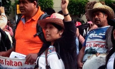 / Familias de los 43 estudiantes desaparecidos en México se manifiestan en la capital del país.