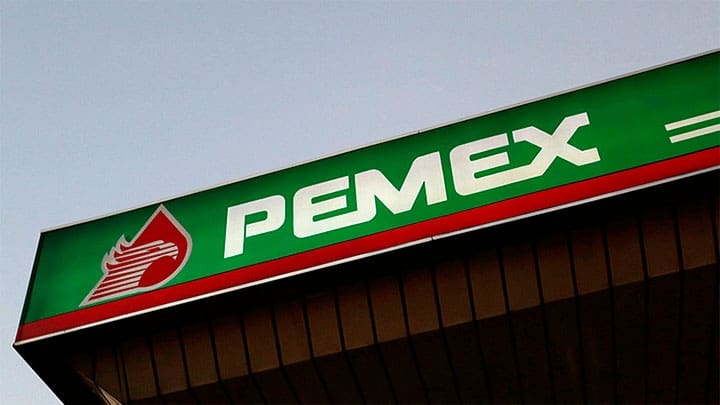 / Una gasolinera de Pemex en la Ciudad de México, el 13 de enero de 2015. / Edgard Garrido / Reuters
