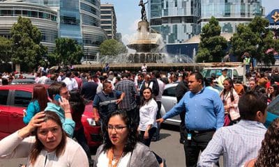 / Residentes de Ciudad de México tras el terremoto, el 19 de septiembre de 2017./ Carlos Jasso / Reuters