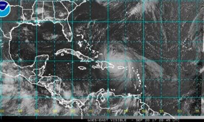 / Las islas del Caribe aún no se recuperan del paso del huracán Irma, y los escombros aumentan la cantidad de material distribuido por los rápidos vientos. | Foto: EFE