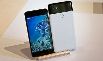 / Los nuevos teléfonos inteligentes de Google Pixel 2 y Pixel 2 XL fueron presentados este 4 de octubre de 2017 en el SFJAZZ Center en San Francisco, California./ Elijah Nouvelage / AFP
