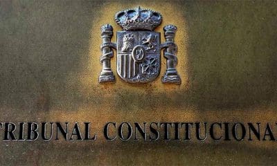 / Placa de la entrada del edificio del Tribunal Constitucional de España en Madrid. Susana Vera / Reuters