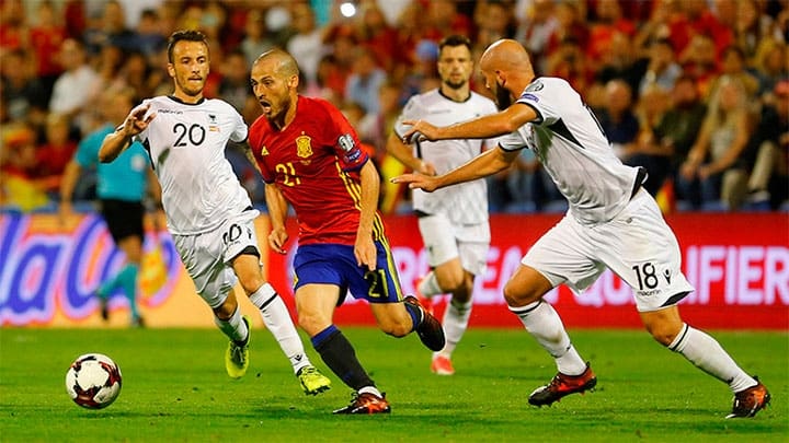 / Un momento del partido entre España y Albania disputado en Alicante (España), el 6 de octubre de 2017./ Heino Kalis / Reuters