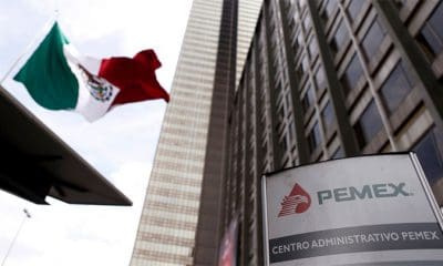 / El logotipo de Pemex en la sede del gigante petrolero estatal en la Ciudad de México. Edgard Garrido / Reuters