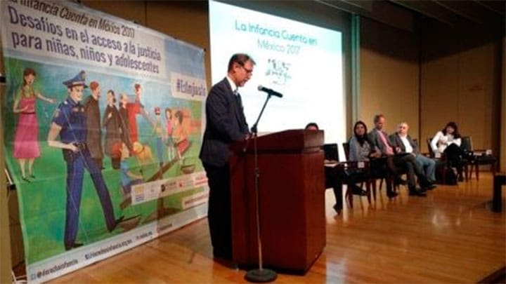 / La Red por los Derechos de la Infancia en México (Redim), presentó su informe “La infancia Cuenta en México 2017”. | Foto: @derechoinfancia