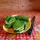 / Un plato de nopal colocado sobre una mesa en la casa de una familia de bajos recursos en las afueras de la Ciudad de México el 17 de mayo de 2011. Carlos Jasso / Reuters