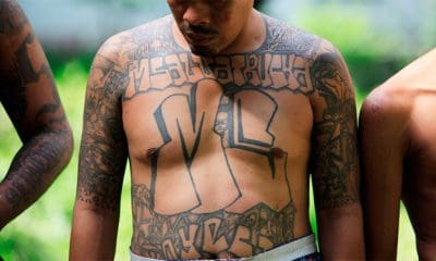 / Miembros de la pandilla Mara Salvatrucha (MS-13) en San Salvador, El Salvador, 10 de agosto de 2017. Jose Cabezas / Reuters