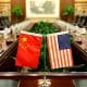 /Banderas de Estados Unidos y China, en el Ministerio de Agricultura de Beijing, China, el 30 de junio de 2017. Jason Lee / Reuters