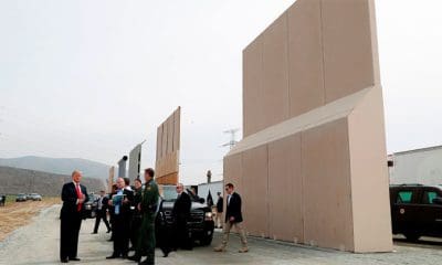/ Donald Trump revisa prototipos del muro fronterizo con México en San Diego, California (EE.UU.), el 13 de marzo de 2018. Kevin Lamarque / Reuters