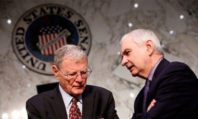 / Los senadores Jim Inhofe y Jack Reed durante un debate del Comité de Servicios Armados el 13 de marzo de 2018 Aaron P. Bernstein / Reuters