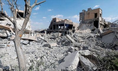 / Edificios destruidos se ven en Damasco, Siria, el 14 de abril de 2018. Omar Sanadiki / Reuters