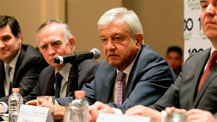 / El presidente electo de México, Andrés Manuel López Obrador, en una conferencia de prensa. Ciudad de México, 9 de julio de 2018. Alexandre Meneghini / Reuters