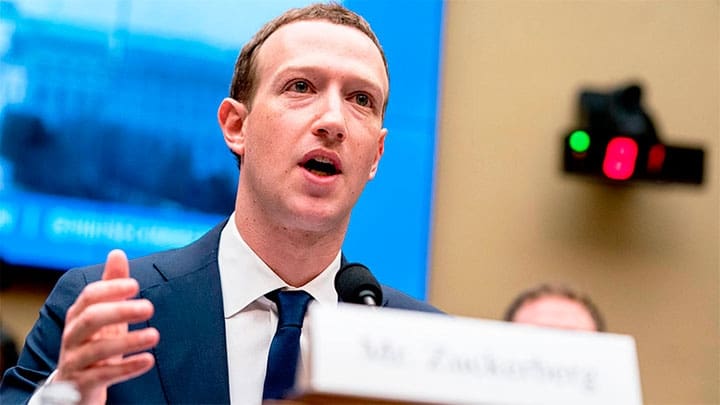 / Mark Zuckerberg testifica ante el Comité de Energía y Comercio en Capitol Hill, Washington, el 11 de abril de 2018. Andrew Harnik / AP