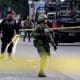 / Soldados en la escena de un crimen en Monterrey, México, 10 de abril de 2018. Daniel Becerril / Reuters