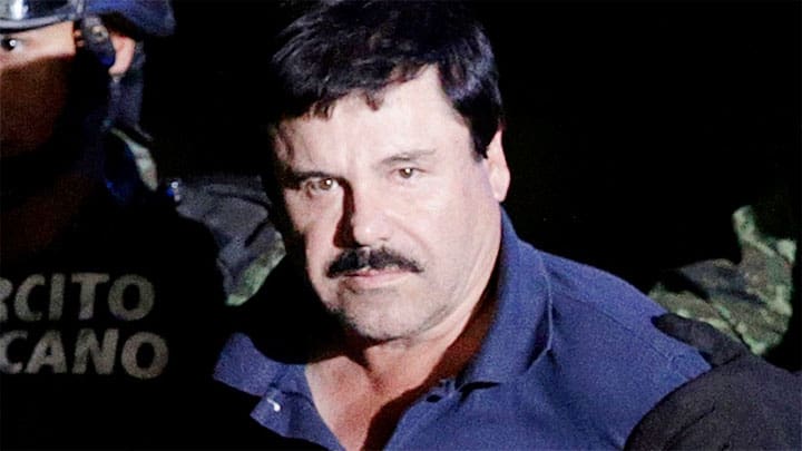 / Joaquín el 'Chapo' Guzmán es escoltado por soldados en Ciudad de México, el 8 de enero de 2016. Henry Romero / Reuters