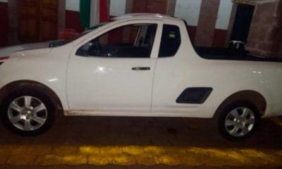 Asegura Policía Michoacán a dos con armas y vehículo robado en Taretan