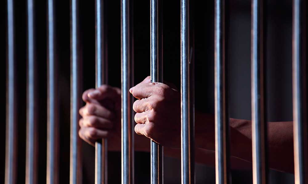 30 años de prisión contra responsable de violación y corrupción de menores, en Zamora