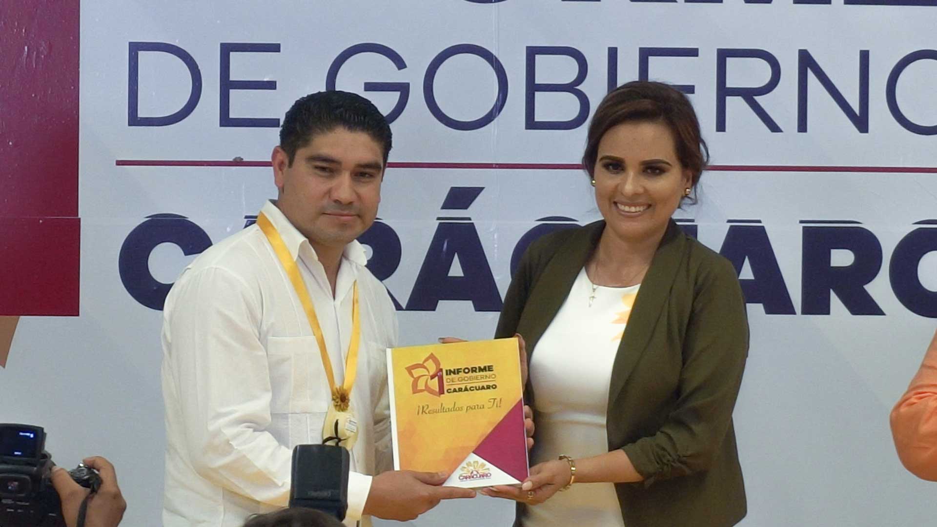 Ely Garduño