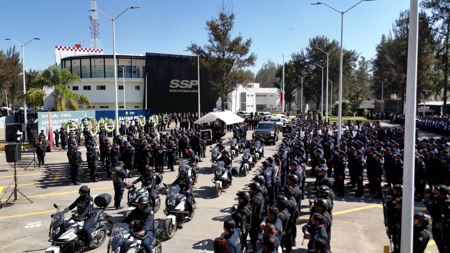 Homenaje de la SSP a la Oficial de la Guardia Civil Karla Lorena Patiño ...